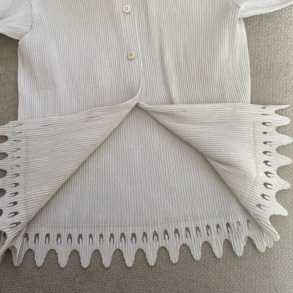 Classic Issey Miyake, vintage  stone-Grey, lazer cut jacket